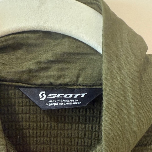 Scott Tech Jersey Green Quarter-Zip Pullover - Picture 3 of 4
